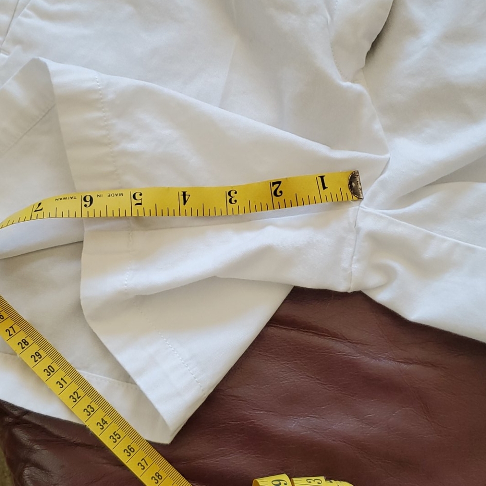 Loft, Women's, White Shorts, Sz. 2 - Picture 6 of 7